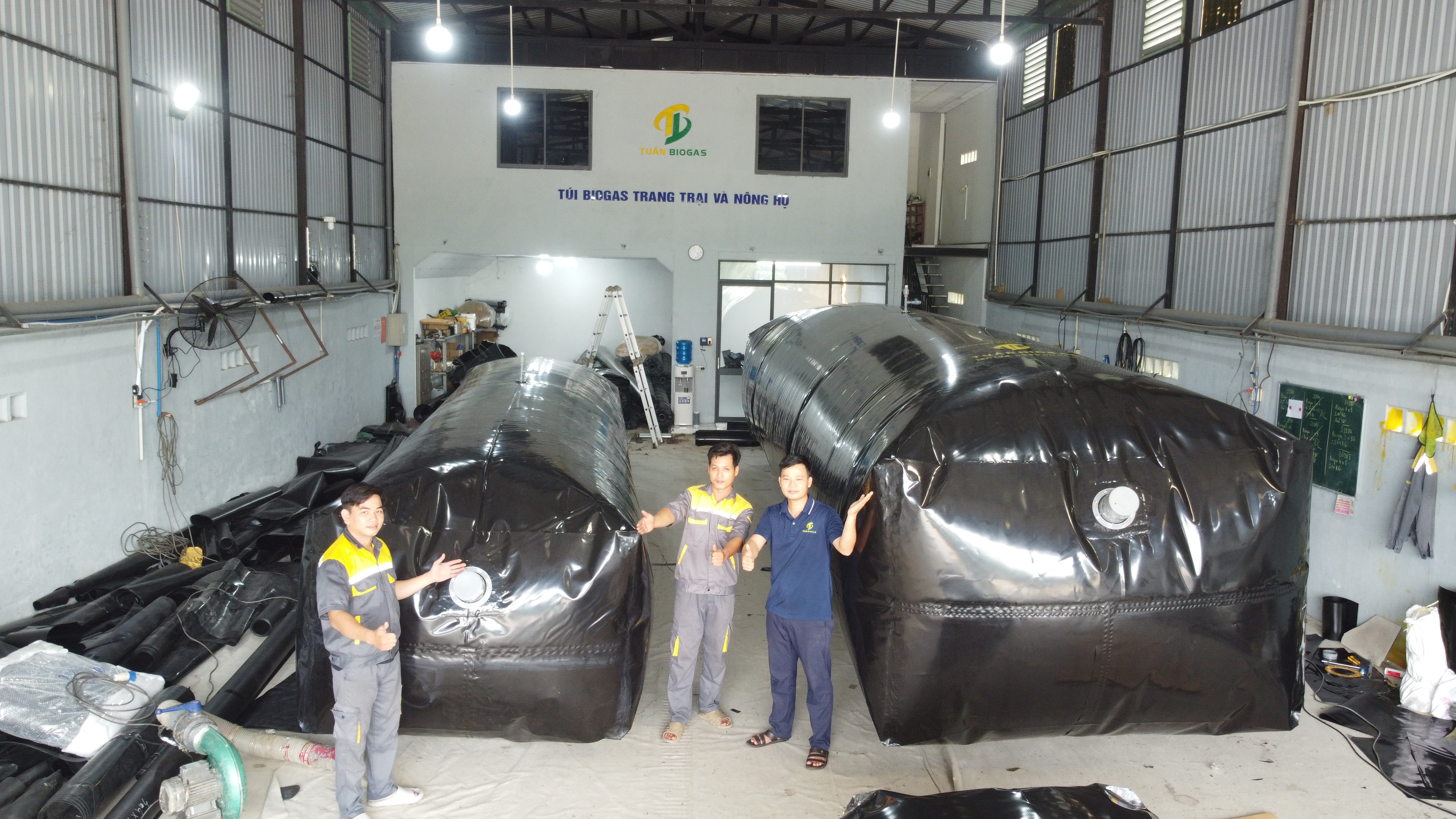 [SO SÁNH] TÚI BIOGAS VUÔNG VS TÚI BIOGAS CHUYÊN DỤNG: BÀ CON NÊN CHỌN LOẠI NÀO ĐỂ LỜI NHẤT?